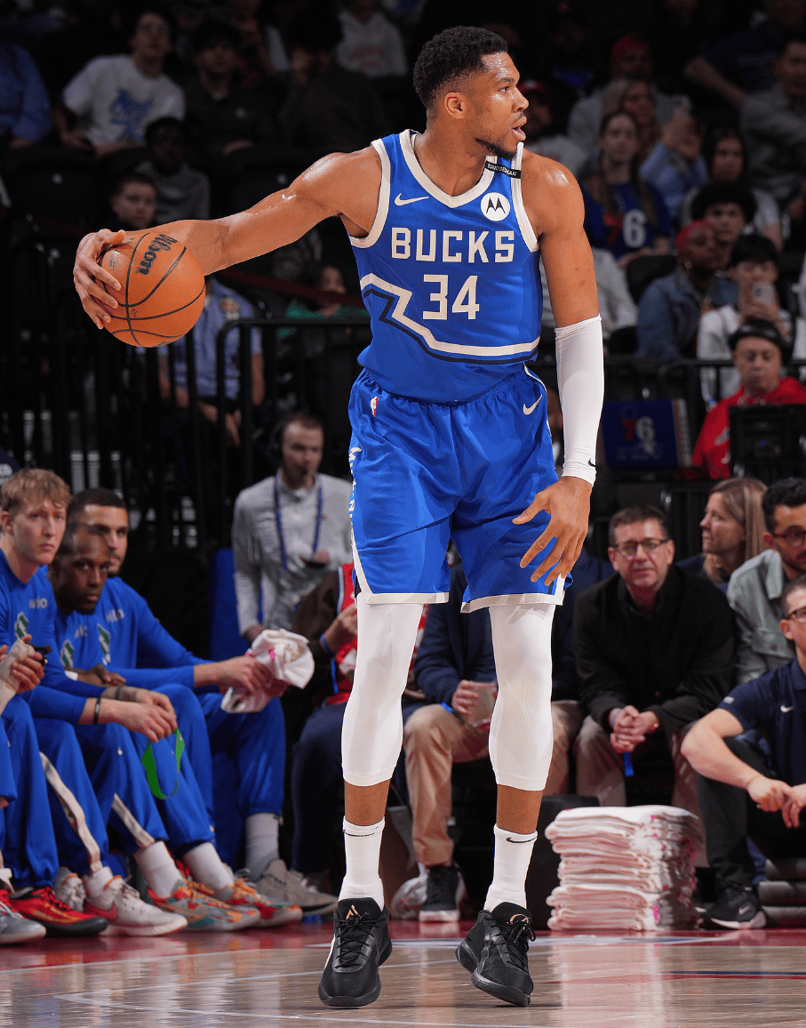 兜兜转转十余年，矿工离开顿涅茨克的这些年都用过哪些球场？（十余年辗转，矿工离开顿涅茨克后用了哪些球场？）