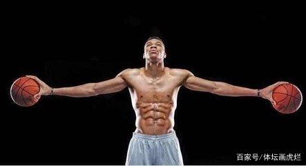 TA：奥赖利首秀表现得游刃有余；安德森很好地控制了比赛节奏（TA：奥赖利首秀从容自若，安德森节奏掌控到位）