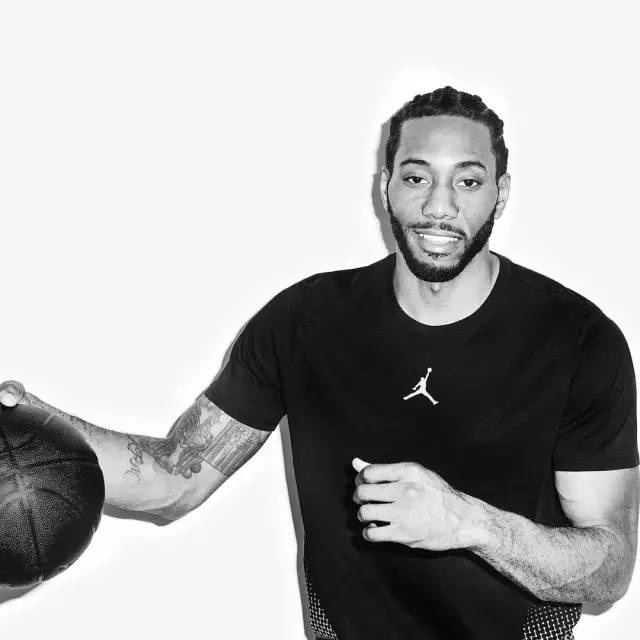 世界第三扫去阴霾！陈幸同4-2石洵瑶晋级八强 未入选混团状态却提升（世界第三重拾锋芒！陈幸同4-2击败石洵瑶闯入八强 缺席混团反让状态回升）