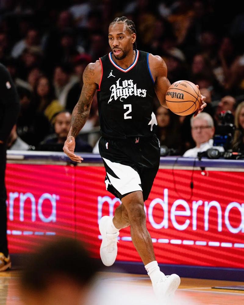 意著名足球经纪人：萨内在加拉塔萨雷能成为领袖，他水准很高（意大利名经纪人：萨内在加拉塔萨雷可成领袖，水准极高）