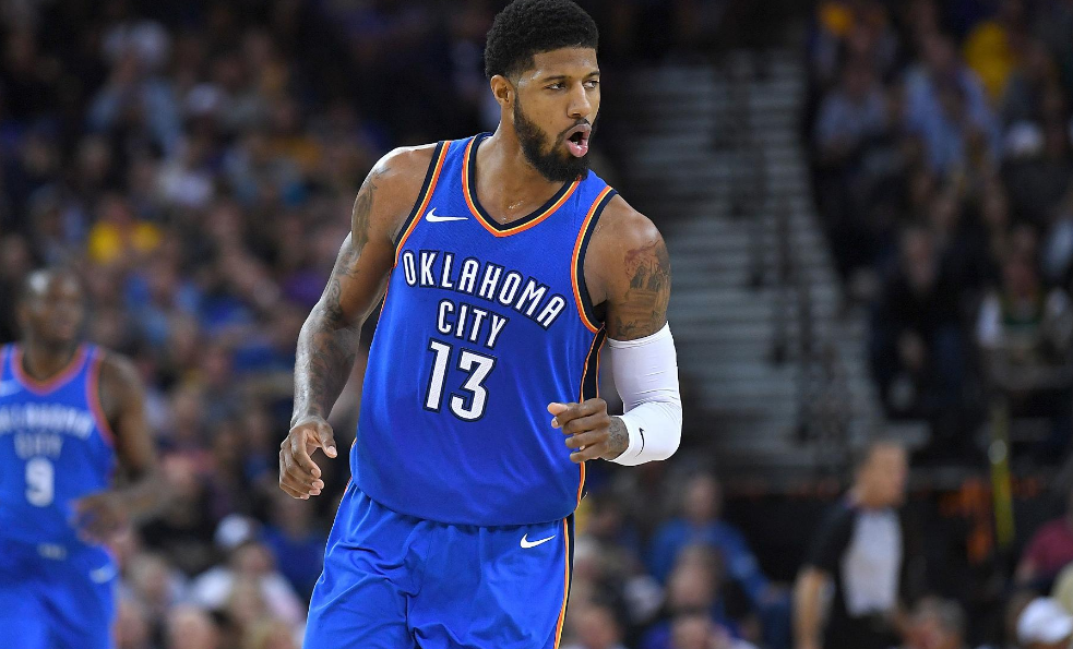 费迪南德：姆伯莫态度严谨且敬业，他能给曼联带来积极的影响（费迪南德看好姆伯莫：职业态度一流，能为曼联带来积极变化）